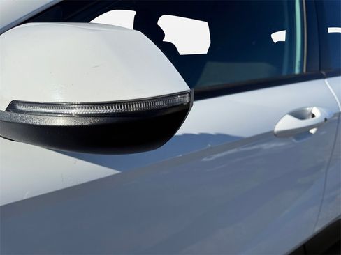 Used 2025 Hyundai Kona SEL image 31