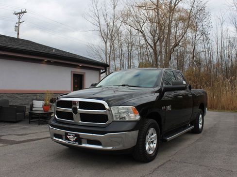 Used 2016 RAM 1500 ST w/ SXT Appearance Group image 12