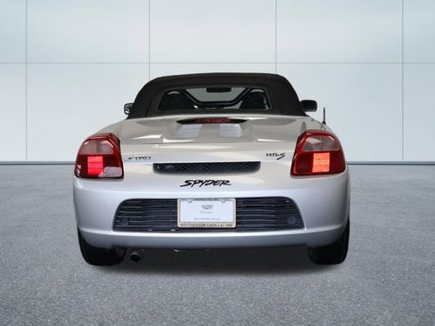 Used 2000 Toyota MR2 RWD image 4