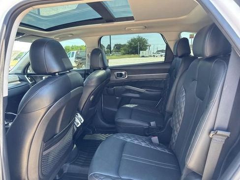 Used 2022 Kia Sorento SX FWD image 9