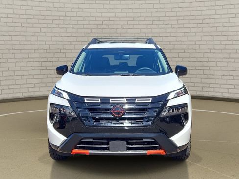 Used 2025 Nissan Rogue SV w/ Rock Creek Premium Package AWD/4WD image 2
