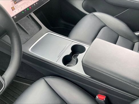 Used 2020 Tesla Model 3 Long Range image 18