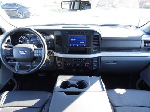 Used 2023 Ford F250 XLT AWD/4WD image 37