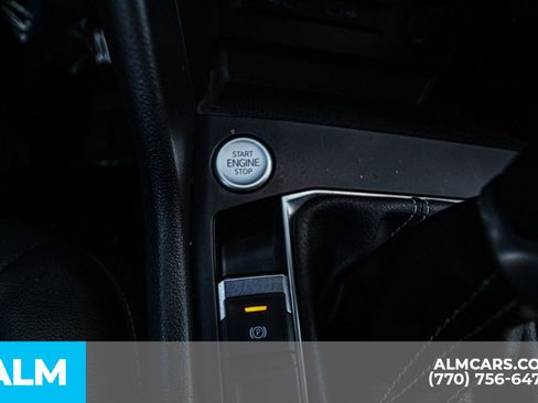 Used 2022 Volkswagen Taos SE image 32