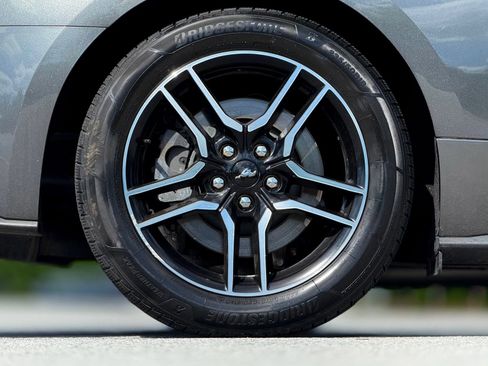 Used 2019 Ford Mustang GT w/ Equipment Group 301A RWD image 21