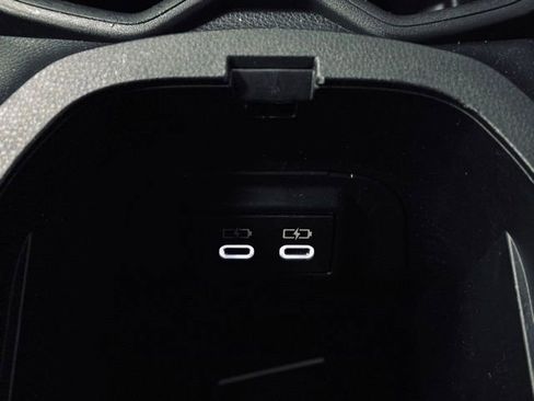 Used 2023 Toyota RAV4 LE image 29