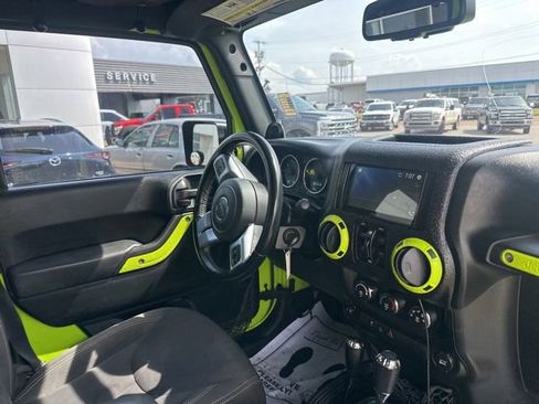 Used 2013 Jeep Wrangler Unlimited Sport AWD/4WD image 14
