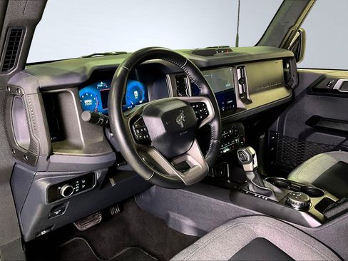 Used 2025 Ford Bronco Big Bend image 16
