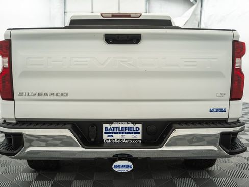 Used 2022 Chevrolet Silverado 1500 LT AWD/4WD image 6