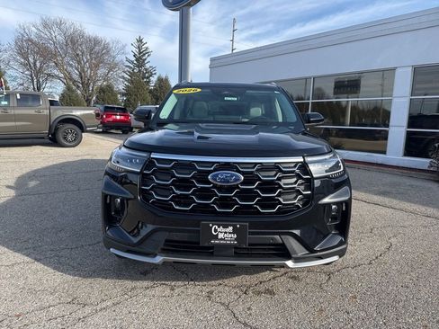 New 2026 Ford Explorer Platinum w/ LUX Leather Package image 5