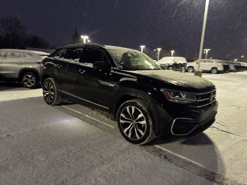 Used 2020 Volkswagen Atlas Cross Sport SEL Premium R-Line image 1