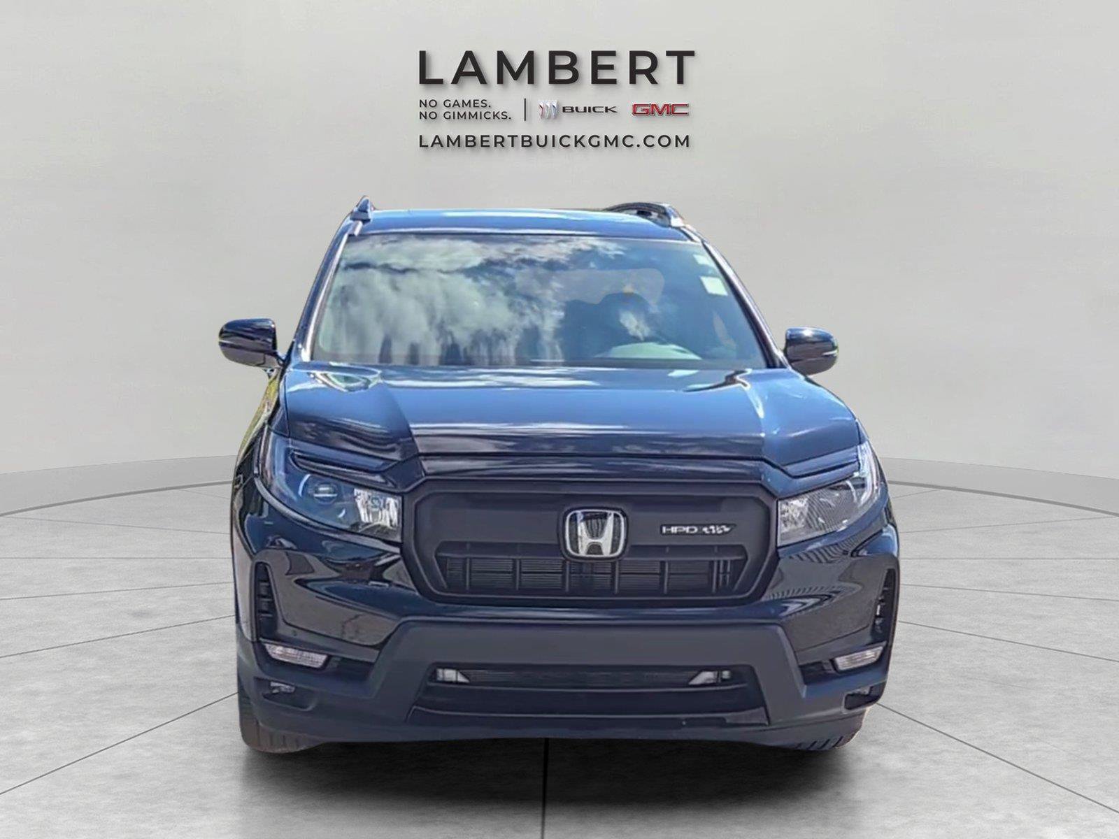 Used 2025 Honda Passport Black Edition image 8