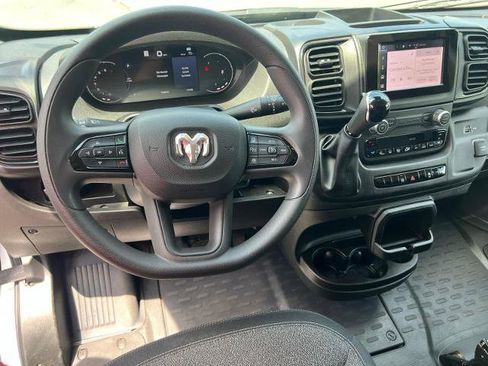 Used 2025 RAM ProMaster 2500 w/ U-Haul Equipment Group FWD image 16