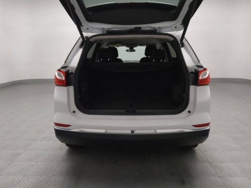 Used 2020 Chevrolet Equinox LT image 29