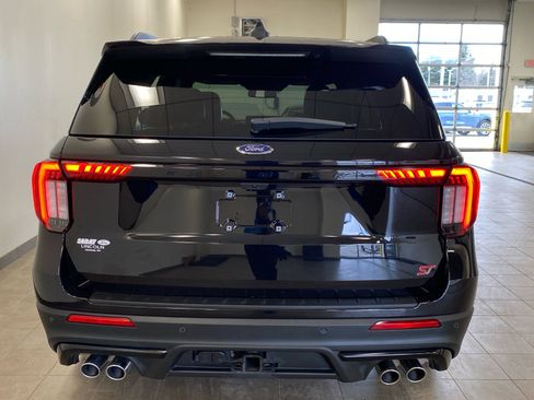 Certified 2025 Ford Explorer ST image 6