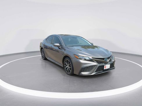 Certified 2024 Toyota Camry SE w/ Cold Weather Package FWD image 2