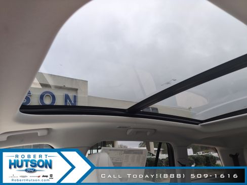 New 2026 Lincoln Aviator 2WD w/ Jet Appearance Package image 27