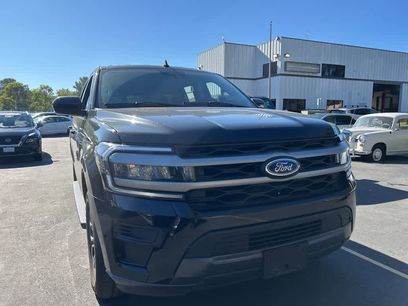 Used 2024 Ford Expedition XLT