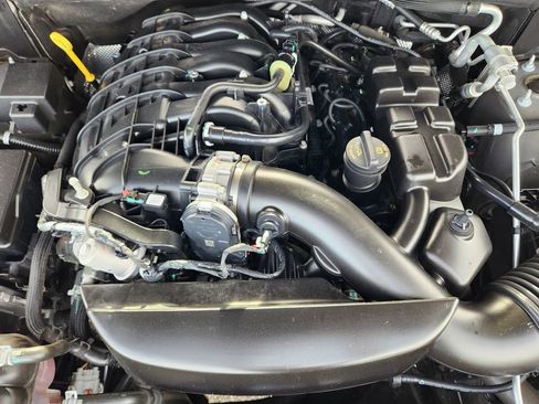 Used 2025 Dodge Durango GT AWD/4WD image 31