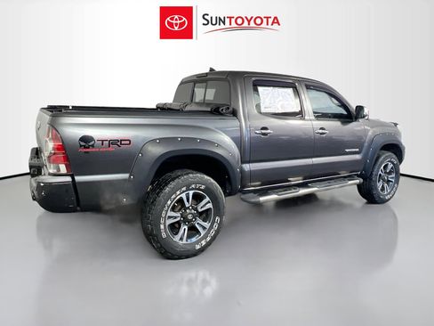 Used 2015 Toyota Tacoma PreRunner w/ SR5 Package image 4