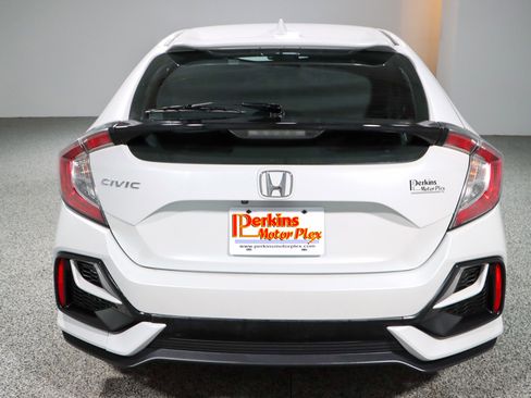 Used 2020 Honda Civic EX image 8