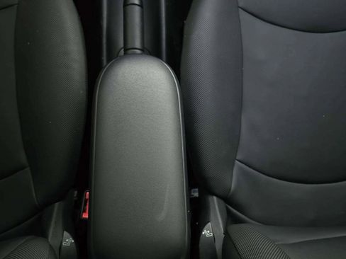 Used 2013 MINI Cooper Hardtop image 18