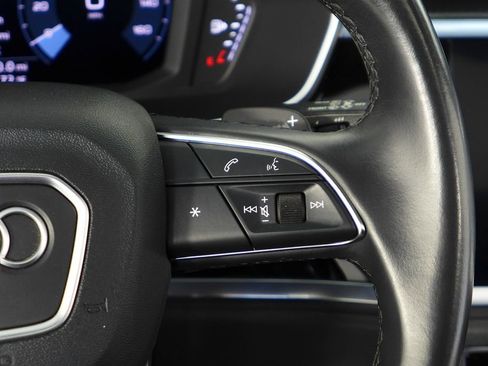 Used 2022 Audi Q3 2.0T Premium w/ Black Optic Sport Package image 29