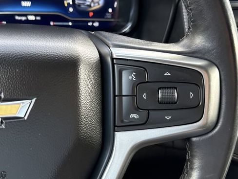 Used 2023 Chevrolet Suburban LT RWD image 22