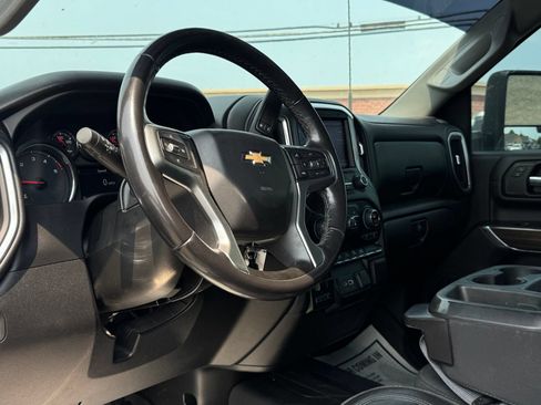 Used 2021 Chevrolet Silverado 2500 LT w/ Fleet Comfort Package AWD/4WD image 14