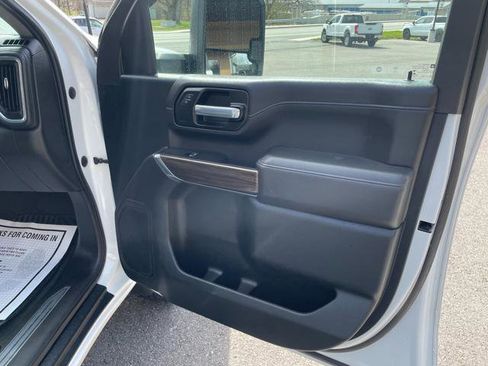 Used 2021 Chevrolet Silverado 2500 LT w/ Z71 Off-Road Package image 27