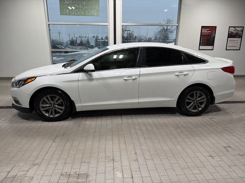 Used 2015 Hyundai Sonata SE w/ Option Group 09 image 2