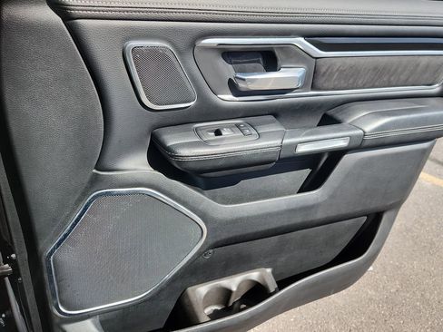 Used 2020 RAM 1500 Laramie AWD/4WD image 16