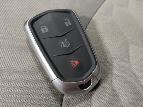 Used 2021 Chevrolet Equinox LS w/ LS Convenience Package image 32