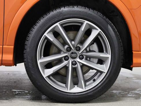 Certified 2025 Audi Q3 2.0T Premium w/ Black Optic Sport Package image 12