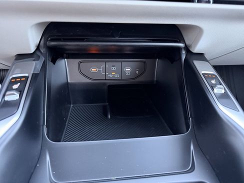 New 2025 Kia Sorento EX image 32