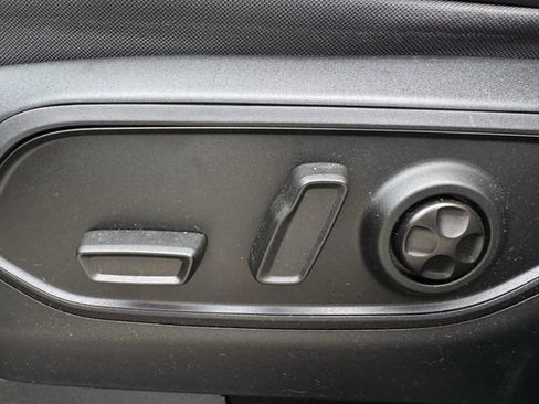 Used 2021 Jeep Grand Cherokee L Limited image 27