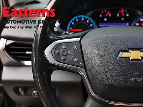 Used 2021 Chevrolet Traverse LT AWD/4WD image 15