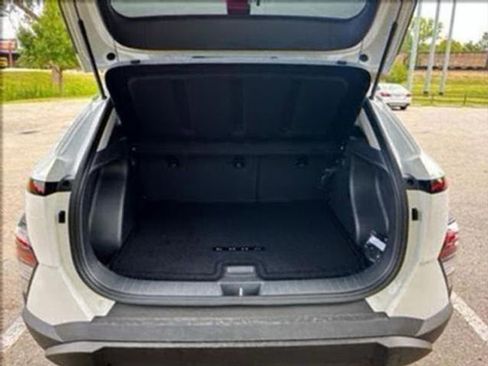 New 2025 Hyundai Santa Fe Calligraphy image 16