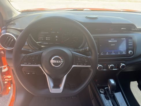 Used 2023 Nissan Kicks SV FWD image 12