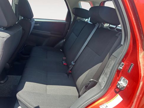 Used 2011 Suzuki SX4 AWD Hatchback image 13
