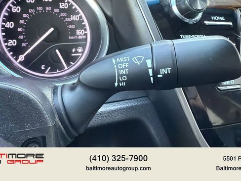 Used 2018 Toyota Camry SE image 38