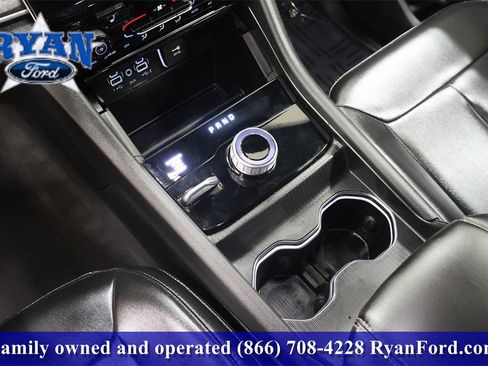 Used 2024 Jeep Grand Cherokee Limited image 20