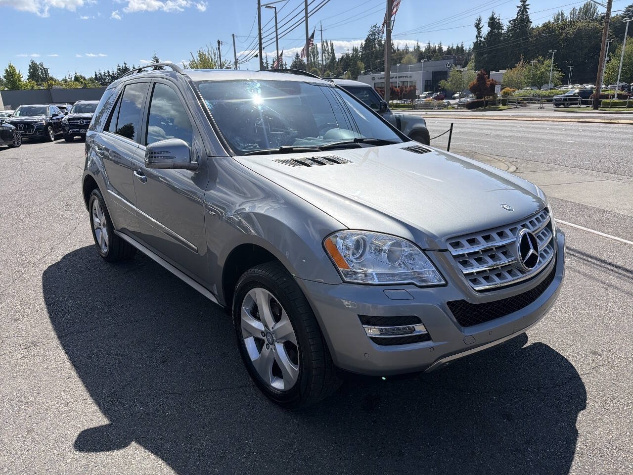 Used 2011 Mercedes-Benz ML 350 BlueTEC 4MATIC image 12