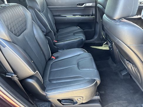 Used 2024 Hyundai Palisade Limited FWD image 12