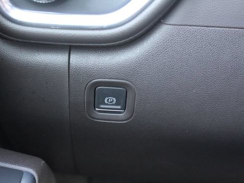 Used 2022 GMC Sierra 2500 Denali AWD/4WD image 28