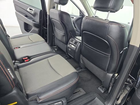 Certified 2019 Nissan Pathfinder SV w/ Rock Creek Edition AWD/4WD image 11