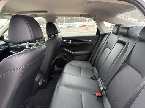 Used 2024 Honda Civic Touring image 31