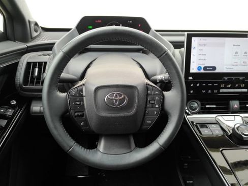 Used 2023 Toyota bZ4X Limited image 30