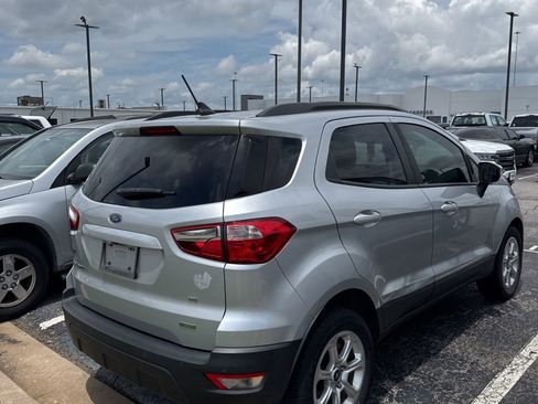 Used 2020 Ford EcoSport SE w/ SE Convenience Package FWD image 3