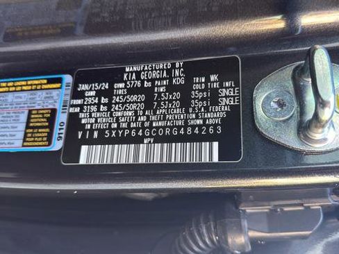 Used 2024 Kia Telluride S w/ S Sunroof Package FWD image 25